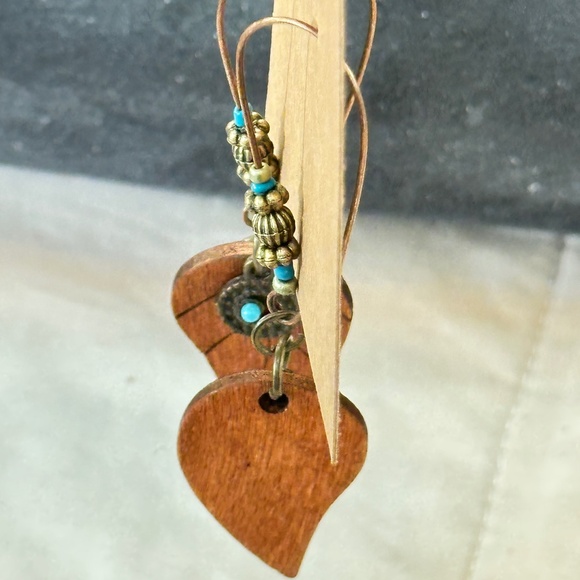 2/$15 Copper wood leaf & bead earrings Kidney wire hooks - Picture 4 of 16